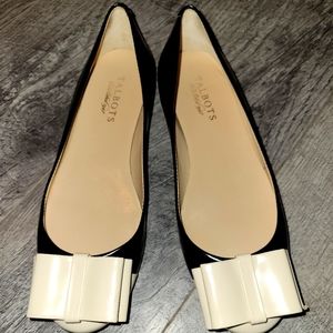 Black Genuine Leather Talbot Flats with a Tan Bow Sz 7